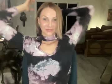 kaileeshy's chat room