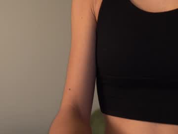 littlemiss_kira's chat room