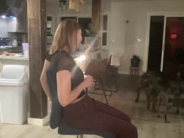 kaileeshy's chat room