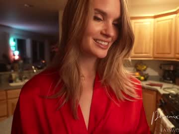 phoenix_taylor's chat room