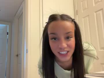 briannay0unggg's chat room