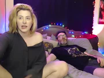 foxymalloryknoxy69's chat room