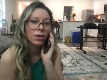 texas_blonde's chat room