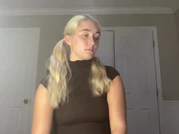 irispink1's chat room