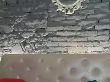 vixvixenn's chat room