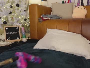 taylor_love_303's chat room