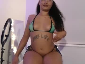 rosalinatoosexy's chat room