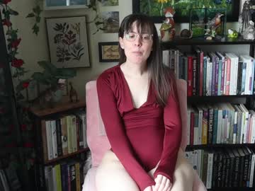 ellynaomi's chat room