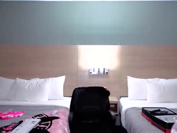 daddyissuessab's chat room