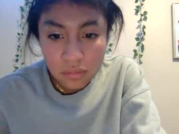 pretty_girl828687's chat room