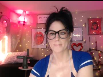 milf_lacey's chat room