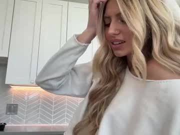 summerclarkee's chat room