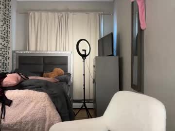 sophiasecretsx's chat room