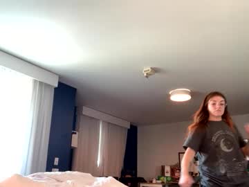 intothewoodswego's chat room