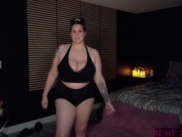 angeldeluca's chat room