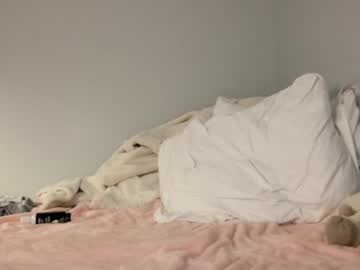 lilylustxoxo's chat room