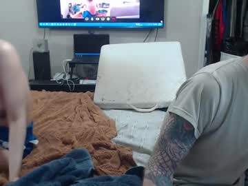 crownandkat's chat room