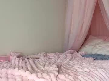 claraxoxo_'s chat room