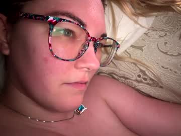 x_dreamgirl_x's chat room