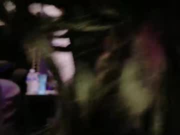 midnightrose11's chat room