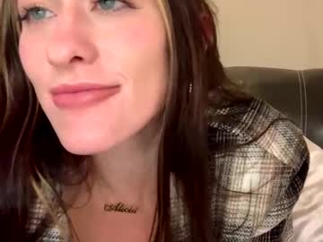 aliciacolette123's chat room