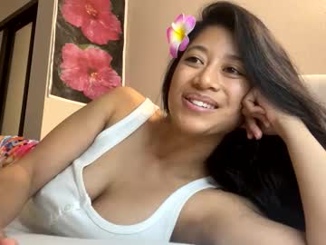 hawaiigirl_'s chat room