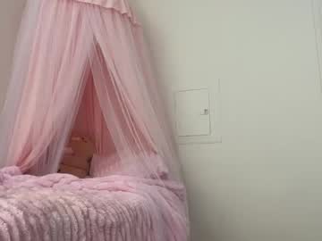 claraxoxo_'s chat room