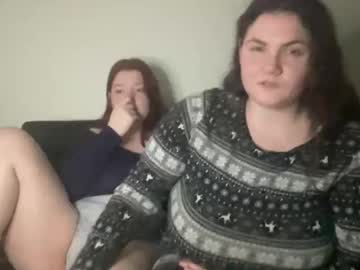 scarletttsinner's chat room