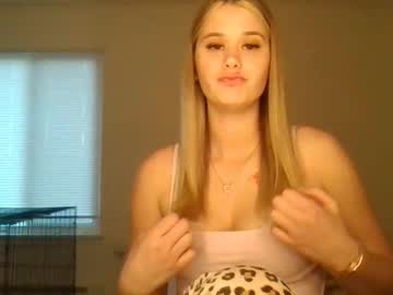 cocostreams's chat room