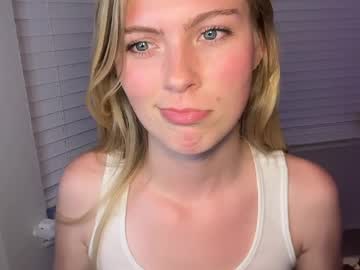 elliee81's chat room