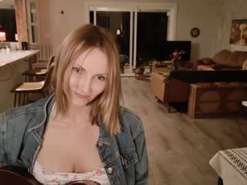 kaileeshy's chat room