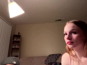 prettyandpinkkk's chat room