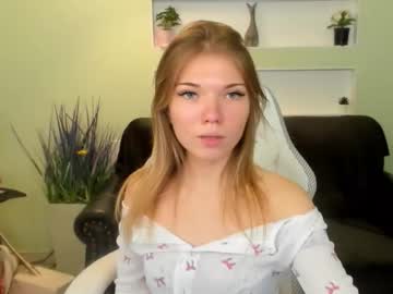 michafox's chat room