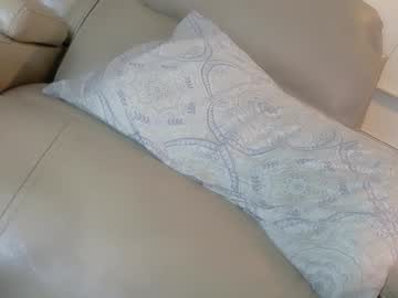 ohmysweetkitty's chat room