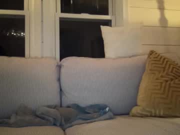 carlybora's chat room