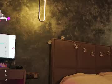 moonelly's chat room