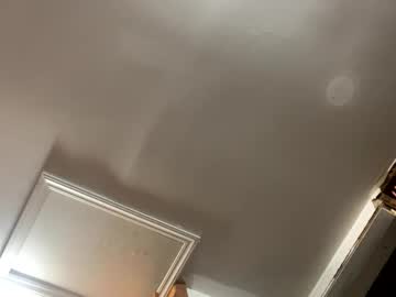 thicc_n_creamy69's chat room