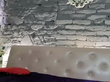 vixvixenn's chat room