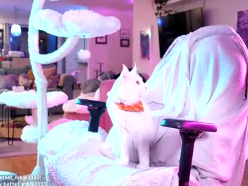 misshowl's chat room