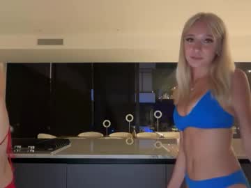 roxyrain2736's chat room