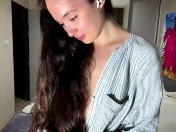 lunarameli's chat room