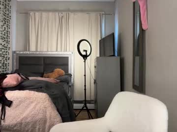 sophiasecretsx's chat room