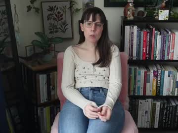 ellynaomi's chat room