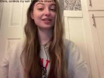 fantasyella's chat room