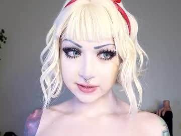 ivey_strigoi's chat room