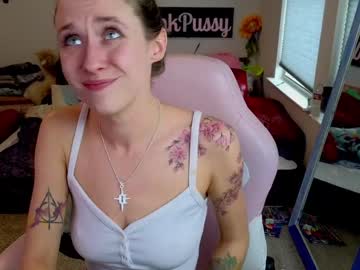 pr3ttyp1nkpussy's chat room