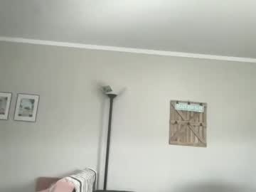 amysmilez's chat room