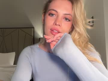 clairebrooksxo's chat room