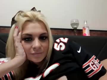 geminincapricorn96's chat room