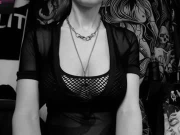 silentmary's chat room